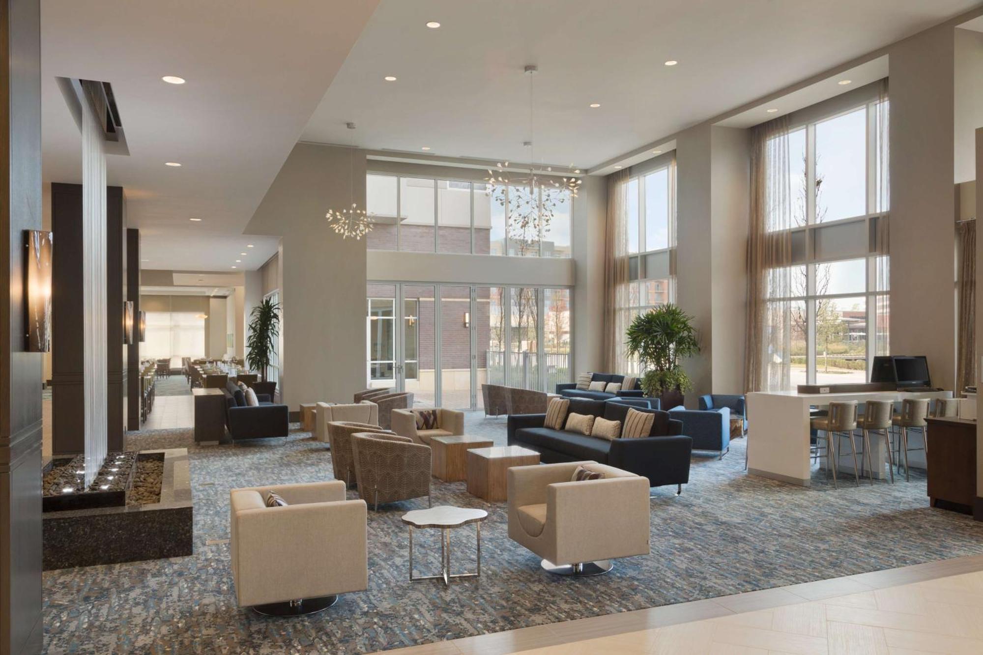 Embassy Suites By Hilton The Woodlands Esterno foto