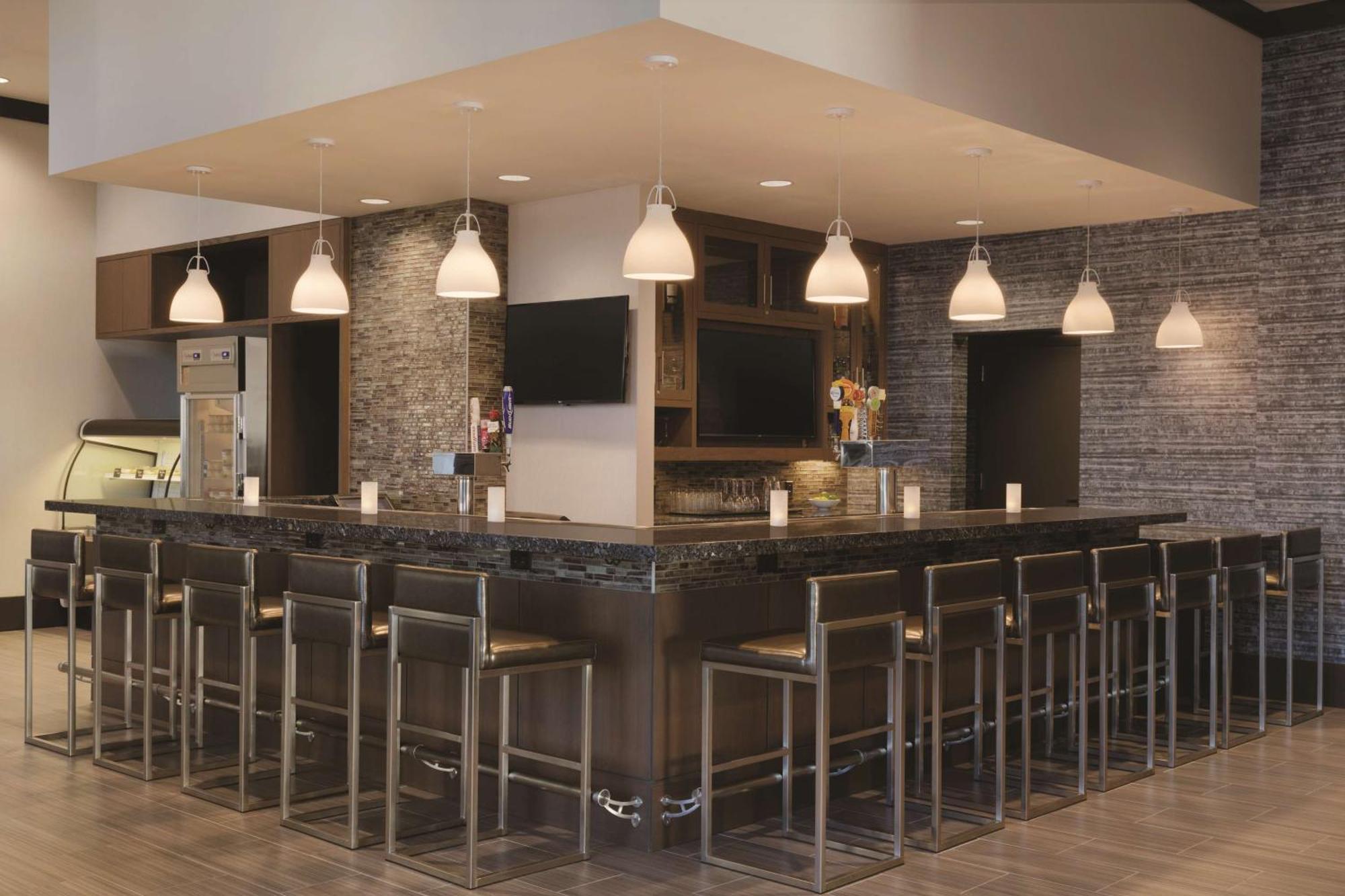 Embassy Suites By Hilton The Woodlands Esterno foto